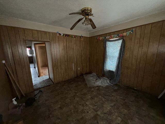 439 5 Avenue, Moline, IL 61265