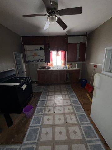 439 5 Avenue, Moline, IL 61265