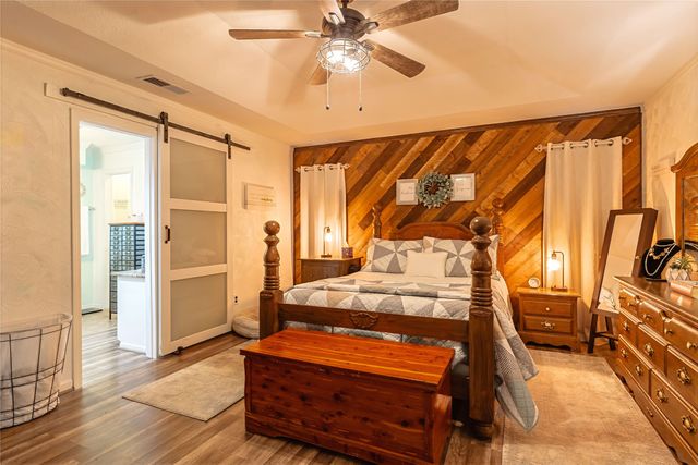 1307 S Westador Drive, Arlington, TX 76015