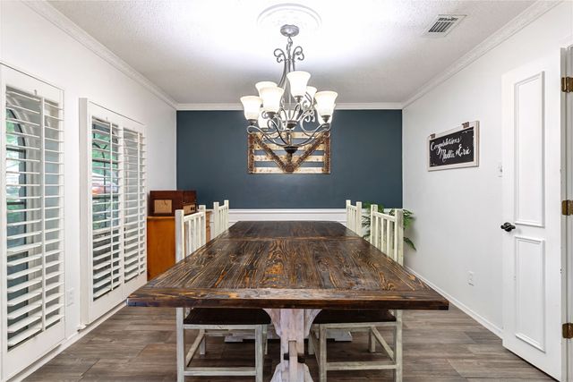 1307 S Westador Drive, Arlington, TX 76015