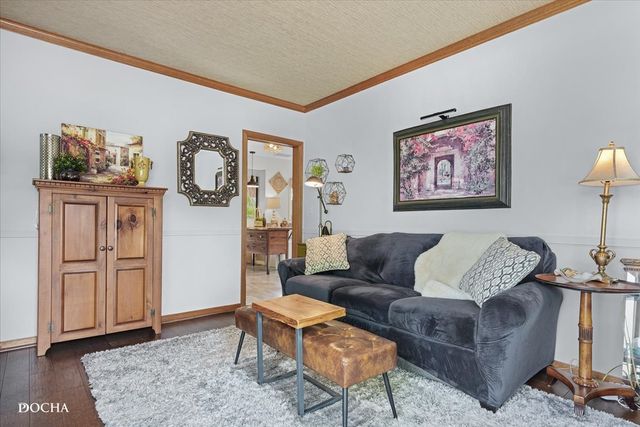 1421 Garfield Avenue, Aurora, IL 60506