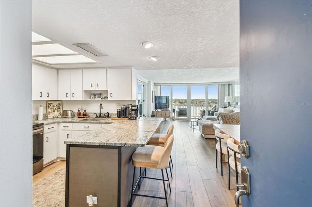 500 TREASURE ISLAND CAUSEWAY 607, St Petersburg, FL 33706