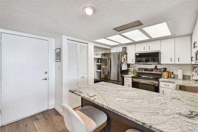500 TREASURE ISLAND CAUSEWAY 607, St Petersburg, FL 33706