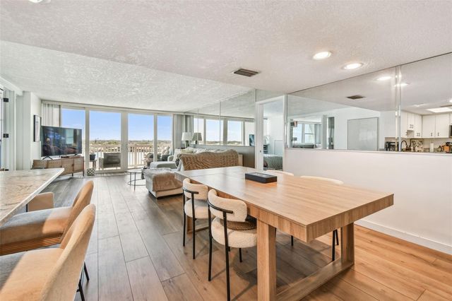500 TREASURE ISLAND CAUSEWAY 607, St Petersburg, FL 33706