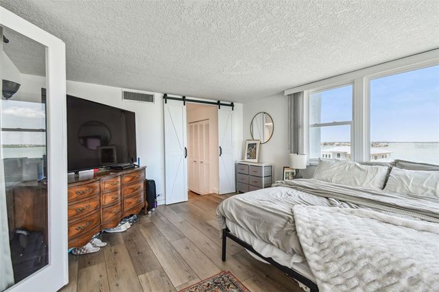 500 TREASURE ISLAND CAUSEWAY 607, St Petersburg, FL 33706