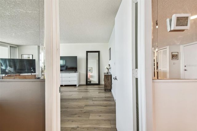 500 TREASURE ISLAND CAUSEWAY 607, St Petersburg, FL 33706