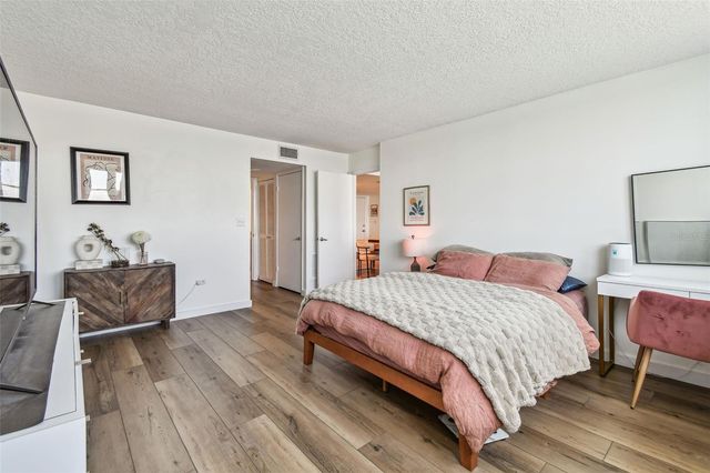 500 TREASURE ISLAND CAUSEWAY 607, St Petersburg, FL 33706