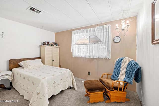 195 Tierra Rejada Road 55, Simi Valley, CA 93065