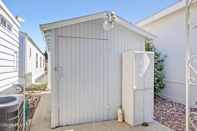 195 Tierra Rejada Road 55, Simi Valley, CA 93065