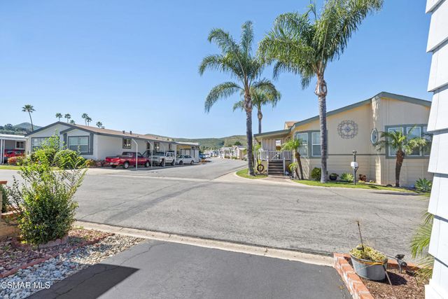 195 Tierra Rejada Road 55, Simi Valley, CA 93065