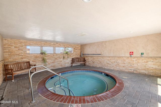 195 Tierra Rejada Road 55, Simi Valley, CA 93065