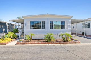 195 Tierra Rejada Road 55, Simi Valley, CA 93065