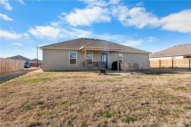 2812 Murphy Street, Pea Ridge, AR 72751