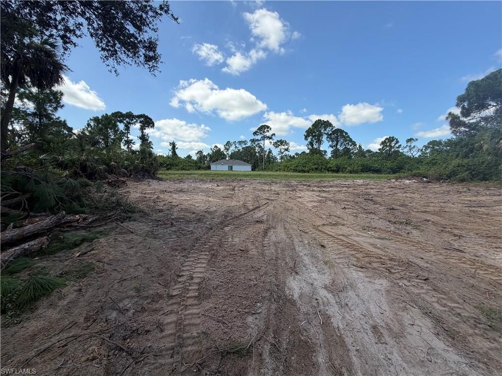1226 Howell ST E, LEHIGH ACRES, FL 33974 — photo 2