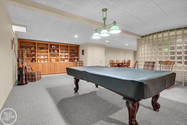 7827 S River Road, Cottrellville, MI 48039