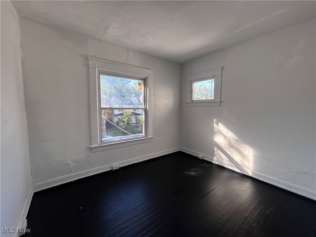 12209 Ingomar Avenue, Cleveland, OH 44108