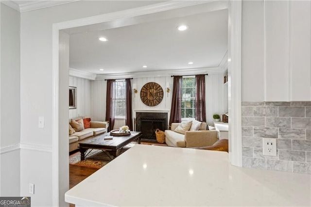 1819 Greystone Road NW, Atlanta, GA 30318