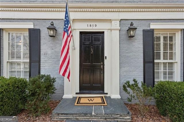 1819 Greystone Road NW, Atlanta, GA 30318
