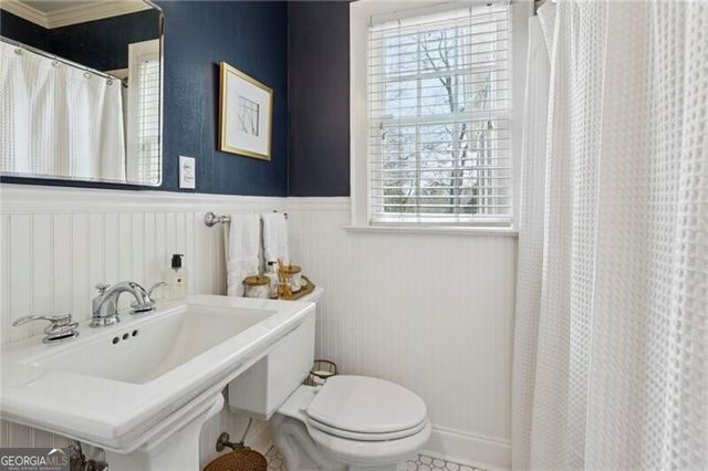 1819 Greystone Road NW, Atlanta, GA 30318