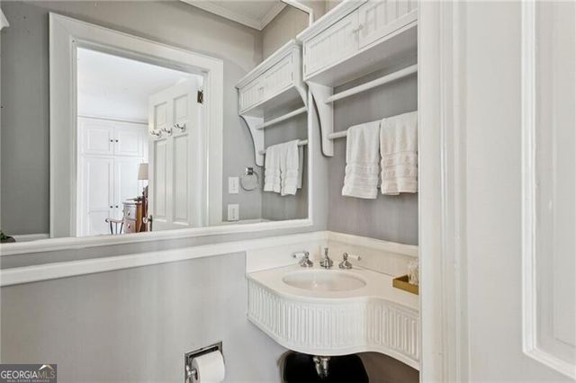 1819 Greystone Road NW, Atlanta, GA 30318