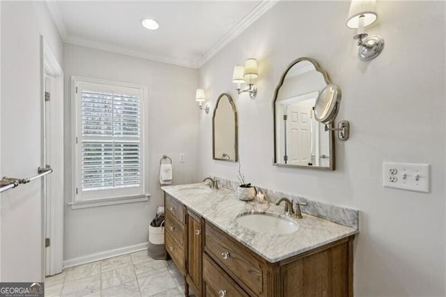 1819 Greystone Road NW, Atlanta, GA 30318