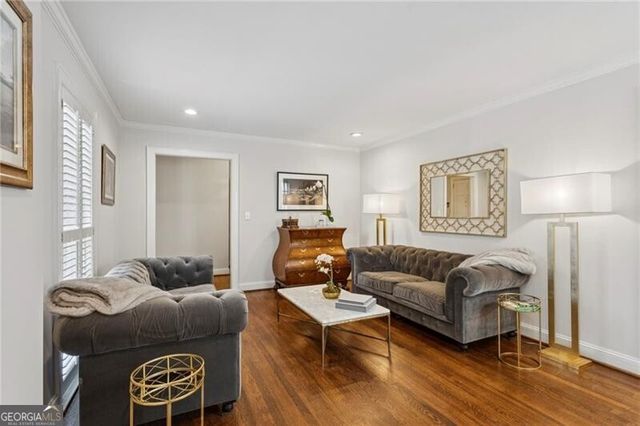 1819 Greystone Road NW, Atlanta, GA 30318