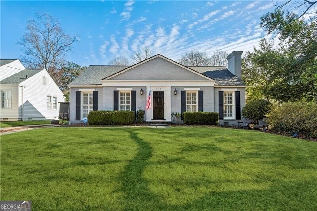 1819 Greystone Road NW, Atlanta, GA 30318