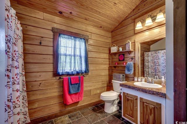 181 Halfway Rd., Nichols, SC 29581