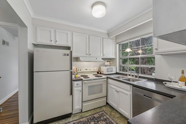 434 Bowling Ave, Nashville, TN 37205