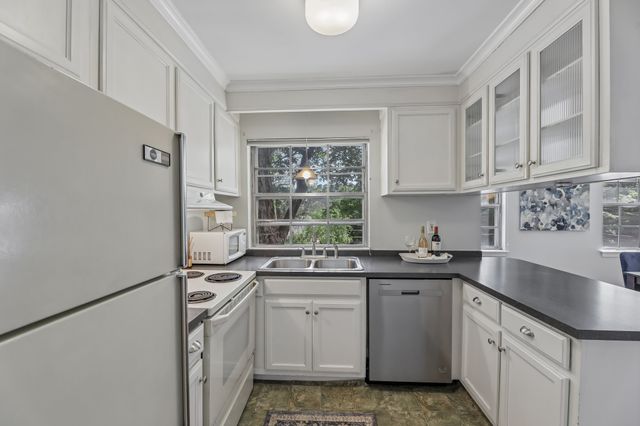 434 Bowling Ave, Nashville, TN 37205