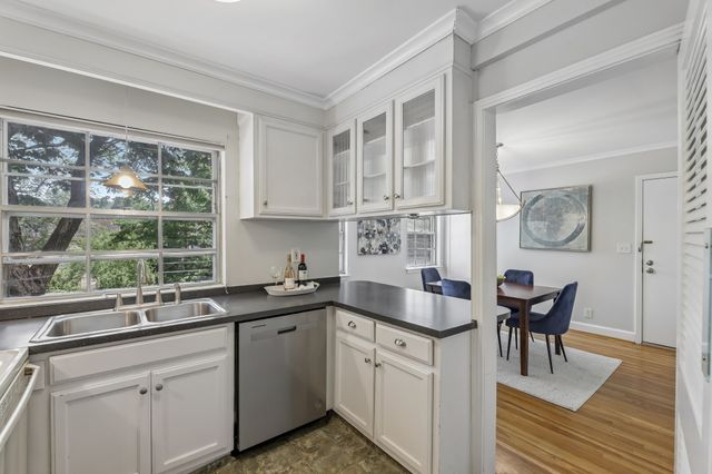 434 Bowling Ave, Nashville, TN 37205