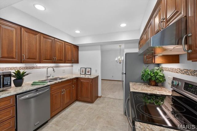 2315 Seven Pines Drive 2, Maryland Heights, MO 63146