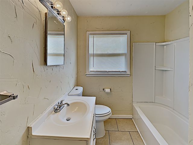 721 June Drive, White Settlement, TX 76108