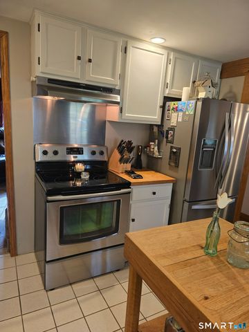 301 Steinmann Avenue, Middlebury, CT 06762