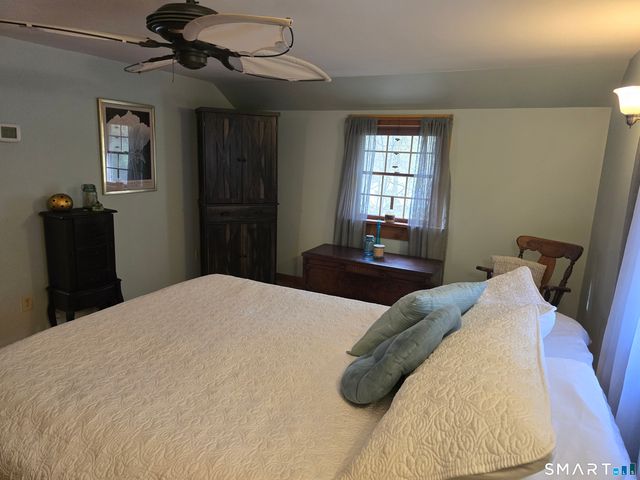 301 Steinmann Avenue, Middlebury, CT 06762