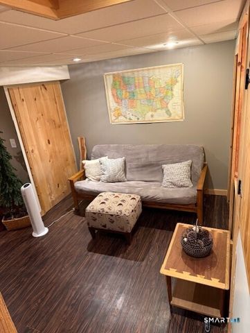 301 Steinmann Avenue, Middlebury, CT 06762