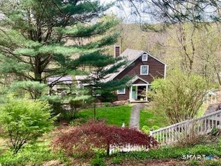 301 Steinmann Avenue, Middlebury, CT 06762