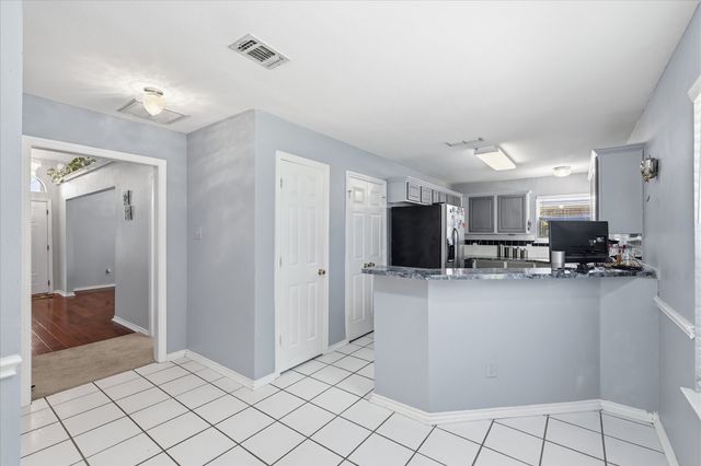 3133 Watercress Circle, Arlington, TX 76012