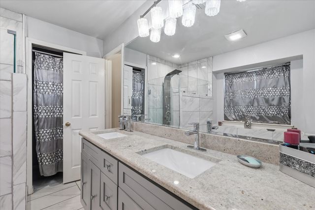 3133 Watercress Circle, Arlington, TX 76012
