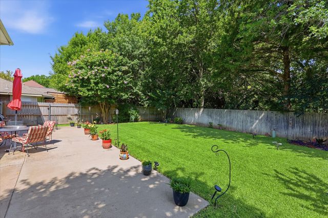 3133 Watercress Circle, Arlington, TX 76012