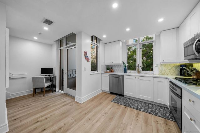 700 W Harbor Drive TH5, San Diego, CA 92101