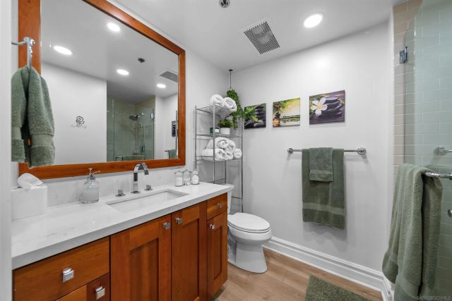 700 W Harbor Drive TH5, San Diego, CA 92101