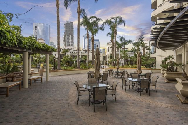 700 W Harbor Drive TH5, San Diego, CA 92101