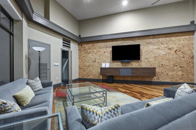 700 W Harbor Drive TH5, San Diego, CA 92101