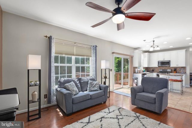 110 CHAPS LN, Fredericksburg, VA 22405