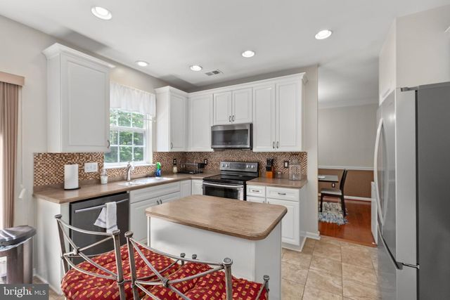 110 CHAPS LN, Fredericksburg, VA 22405