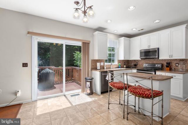 110 CHAPS LN, Fredericksburg, VA 22405