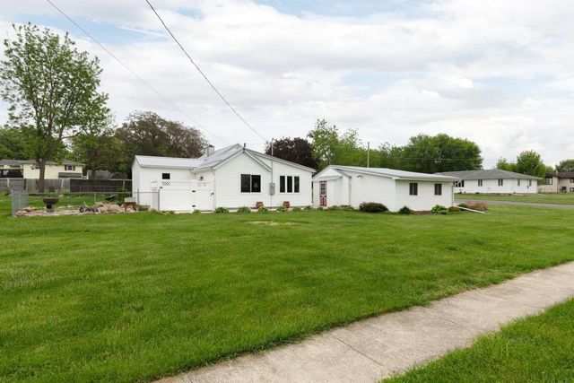 512 Day, Parkersburg, IA 50665