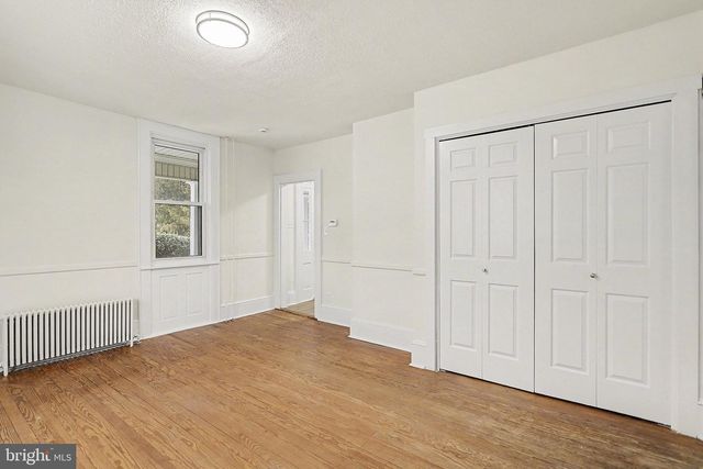 31 N MARKET ST, Fawn Grove, PA 17321