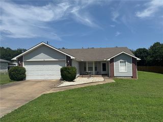 12462 Little Elm Road, Farmington, AR 72730